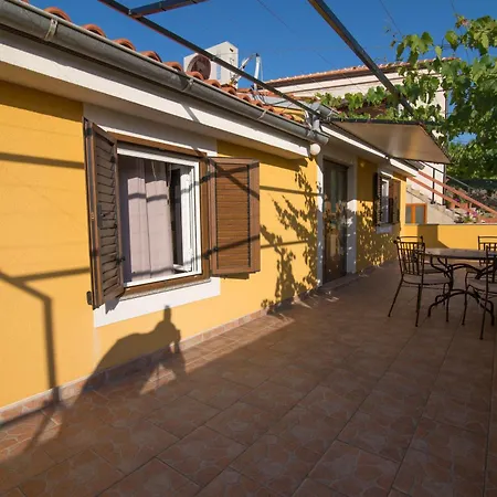 In Mit Schoener Terrasse Διαμέρισμα